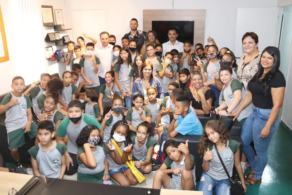 Estudantes da escola Judite Maria da Silva visitam sede do poder executivo Estudantes da escola Judite Maria da Silva visitam sede do poder executivo