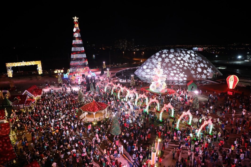 Natal do Bem recebe quase milhão de visitantes no Oscar Niemeyer Natal do Bem recebe quase milhão de visitantes no Oscar Niemeyer