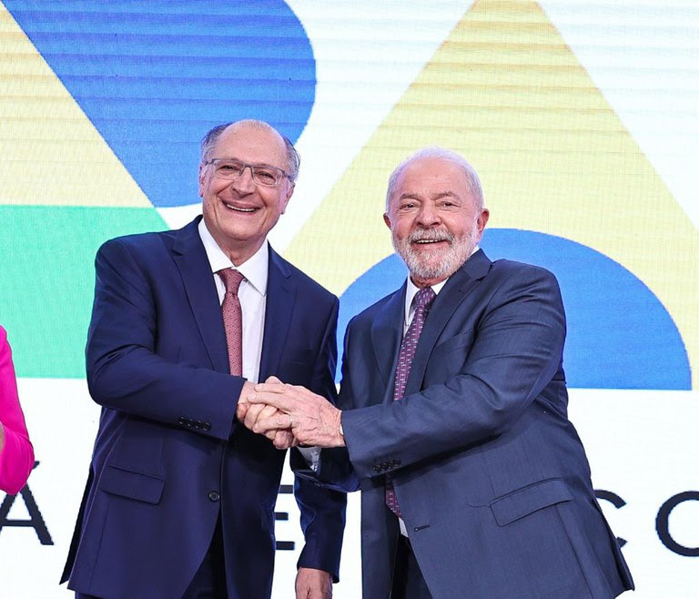 “A reindustrialização é essencial para a retomada do desenvolvimento sustentável”, diz Alckmin “A reindustrialização é essencial para a retomada do desenvolvimento sustentável”, diz Alckmin