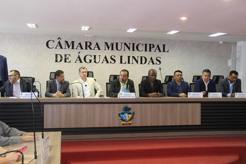 Prefeito Lucas Antonietti participa de Sessão de abertura do ano legislativo Prefeito Lucas Antonietti participa de Sessão de abertura do ano legislativo