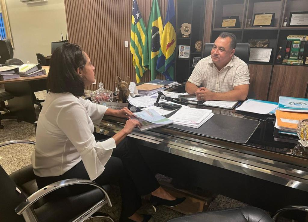 Novo Gama vai acionar Justiça contra reajuste da passagem falou carlinhos durante reunião com Secretária da (SEDF) Novo Gama vai acionar Justiça contra reajuste da passagem falou carlinhos durante reunião com Secretária da (SEDF)