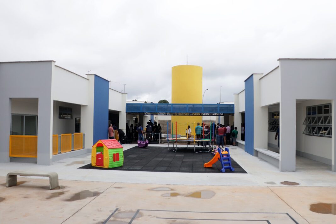 GDF investe R$ 151 milhões para construir 33 creches e abrir 5,3 mil vagas GDF investe R$ 151 milhões para construir 33 creches e abrir 5,3 mil vagas