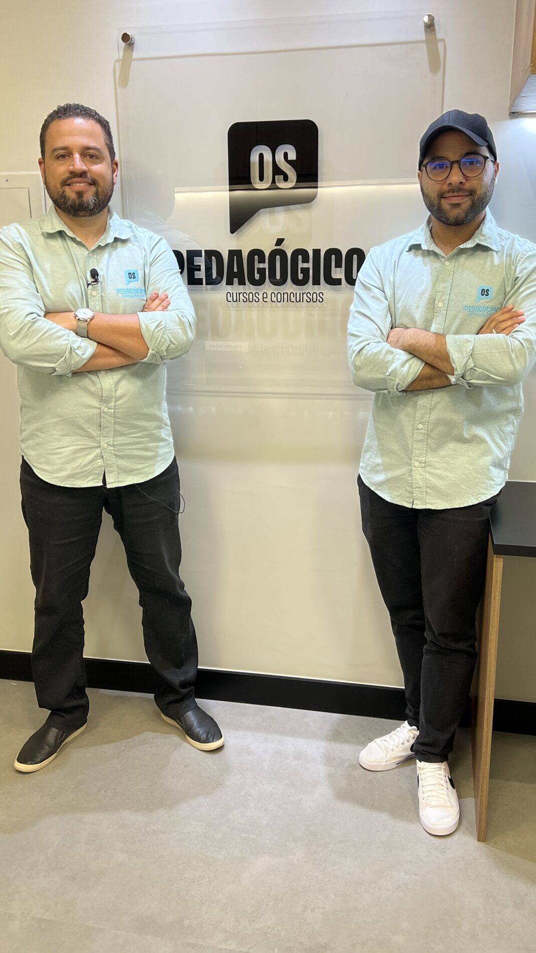 Professores lançam plataforma de assinatura voltada para concursos na área de Educação