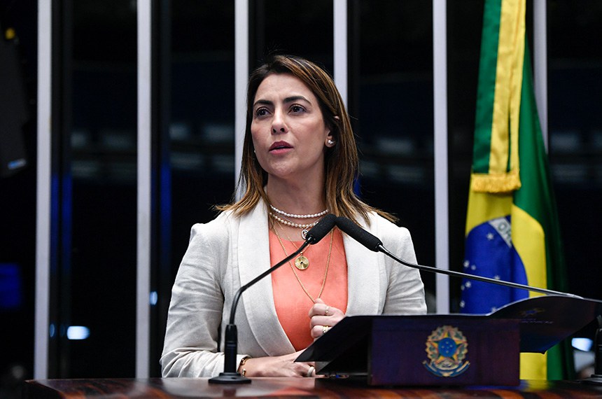 Soraya Thronicke apresenta PEC 35/2023 para parlamentares e empresários Soraya Thronicke apresenta PEC 35/2023 para parlamentares e empresários