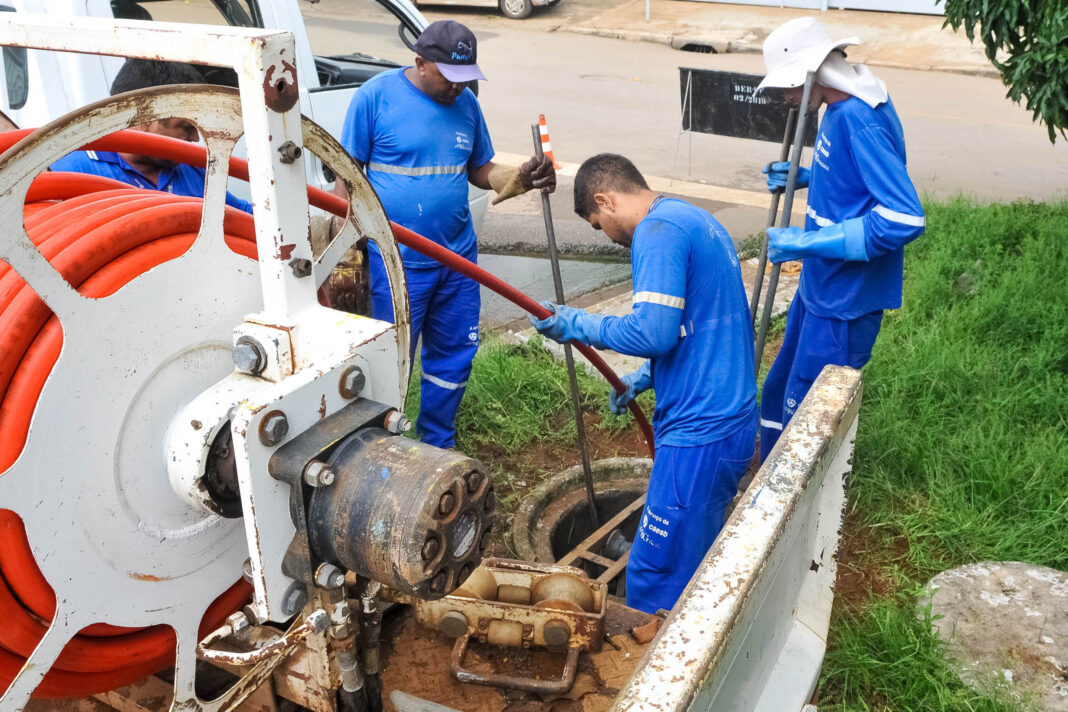 Descarte irregular de lixo é o maior inimigo das redes de esgoto
