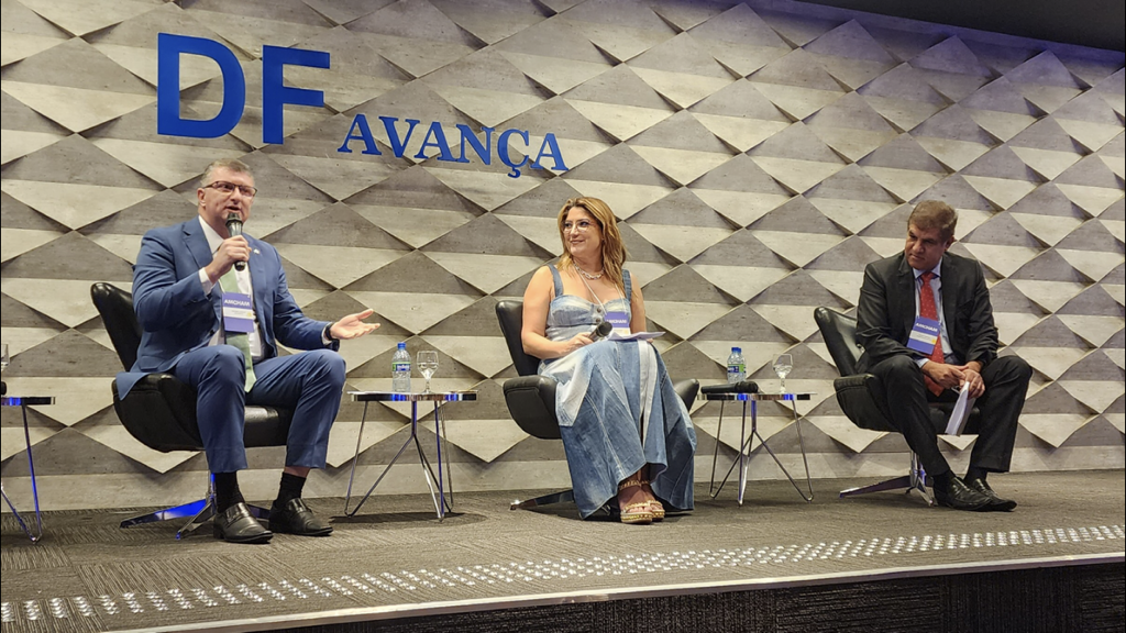 Neoenergia Brasília participa de seminário que fomenta discussões sobre ações ESG, com impactos voltados para o social e o meio-ambiente