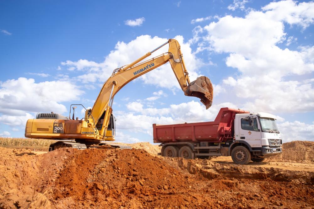 Confira o andamento das obras de pavimentação na avenida do setor de chácaras Araguaia até o início do Vale das Andorinhas