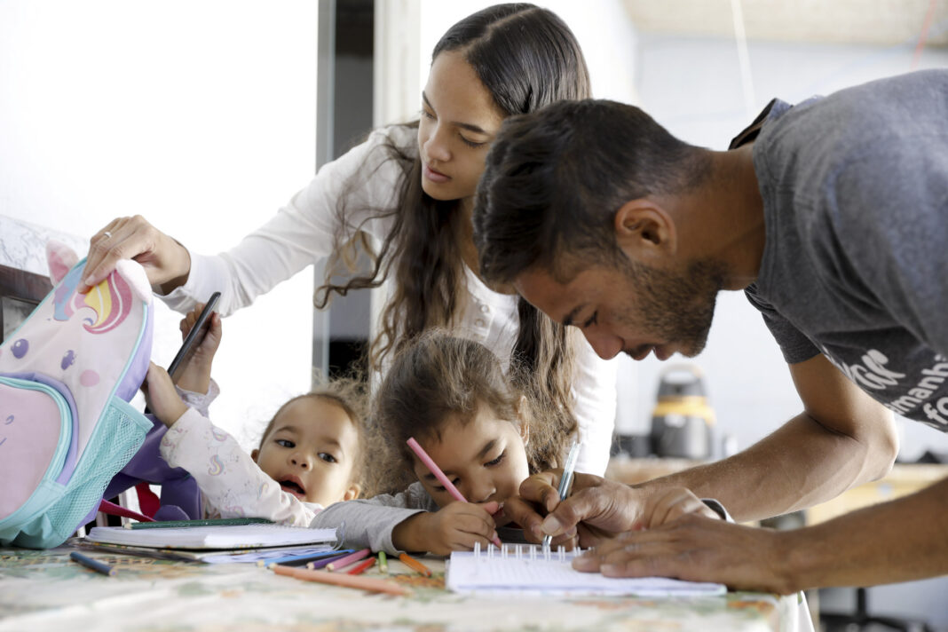 Da primeira infância ao ensino superior, educação impulsiona qualidade de vida do brasiliense Da primeira infância ao ensino superior, educação impulsiona qualidade de vida do brasiliense