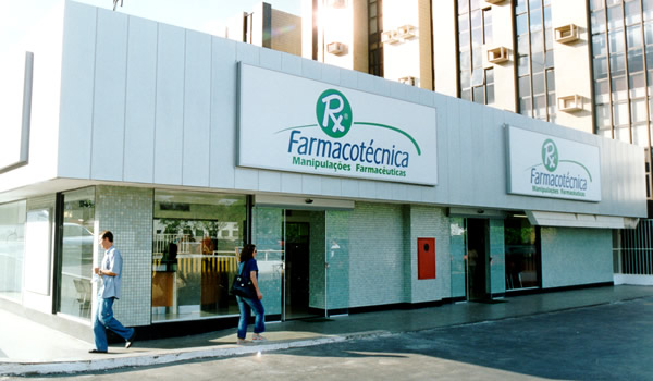 Farmacotécnica é reconhecida em evento de premiação do SESC