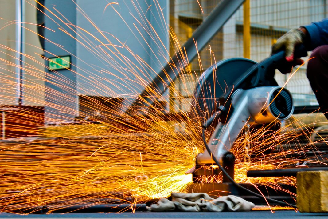 O futuro em aço: tendências que estão moldando o setor industrial em 2025 O futuro em aço: tendências que estão moldando o setor industrial em 2025