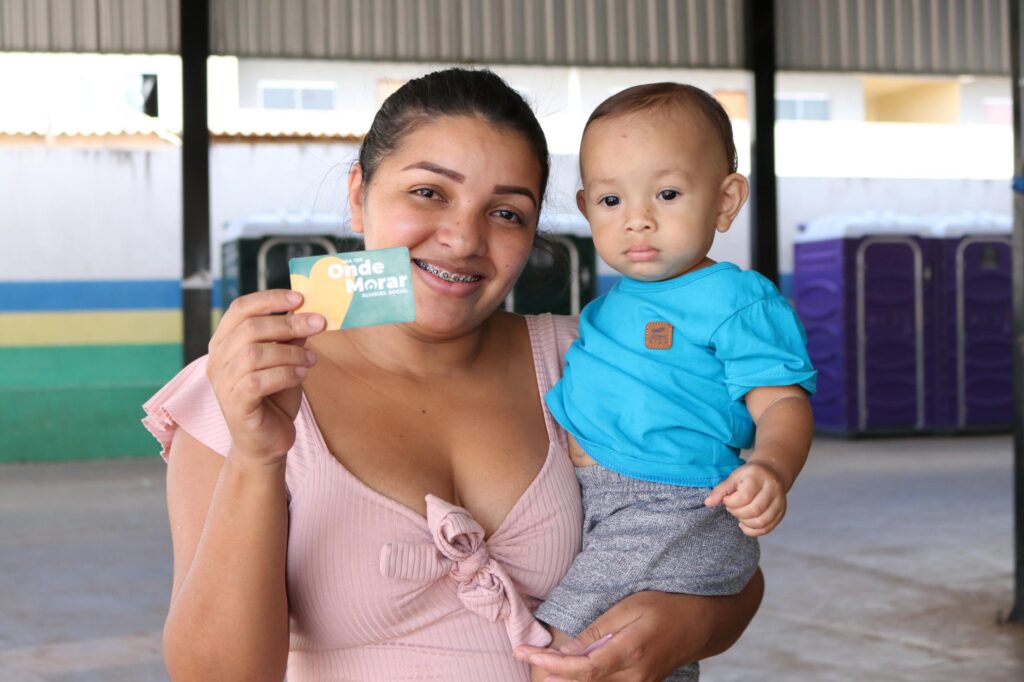 Cartões do Aluguel Social são entregues em Campinorte