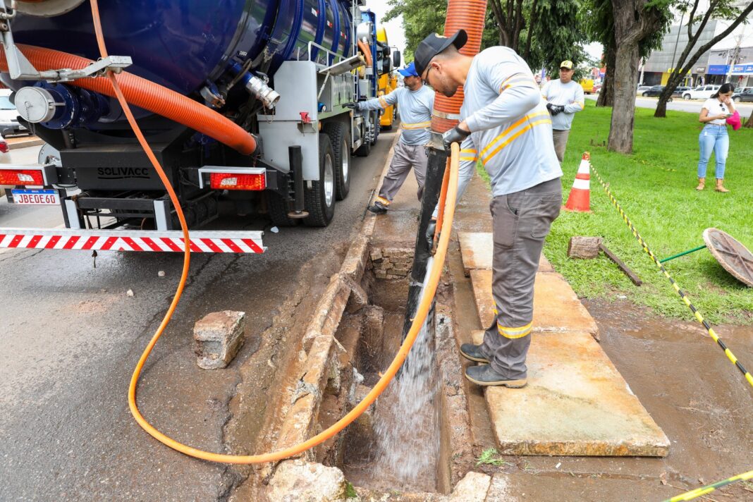 GDF retira mais de 192 mil toneladas de lixo em redes de drenagem e bocas de lobo