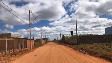 Mais de 1,8 mil famílias do Assentamento 26 de Setembro terão energia regular com a conclusão das obras