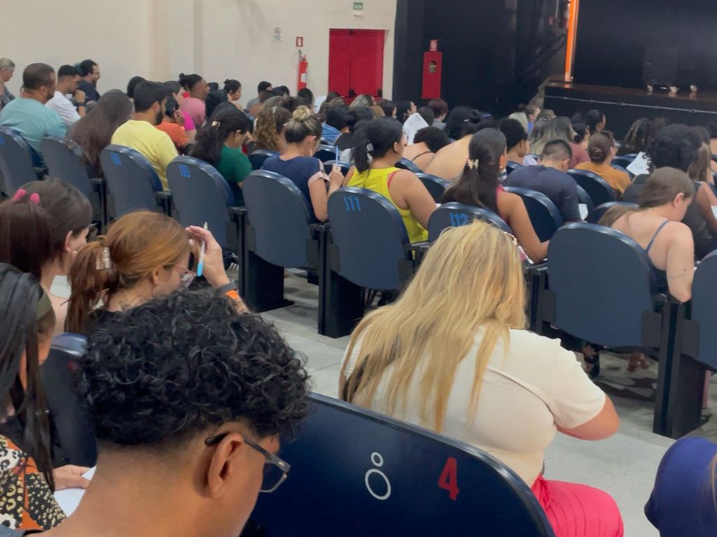 Secretaria de Educação do DF deve lançar edital para professores temporários nesta terça (5/8)