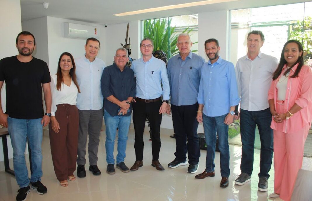 Reunião para lançamento do edital de pavimentação – GO 547 (Pista Maranata)