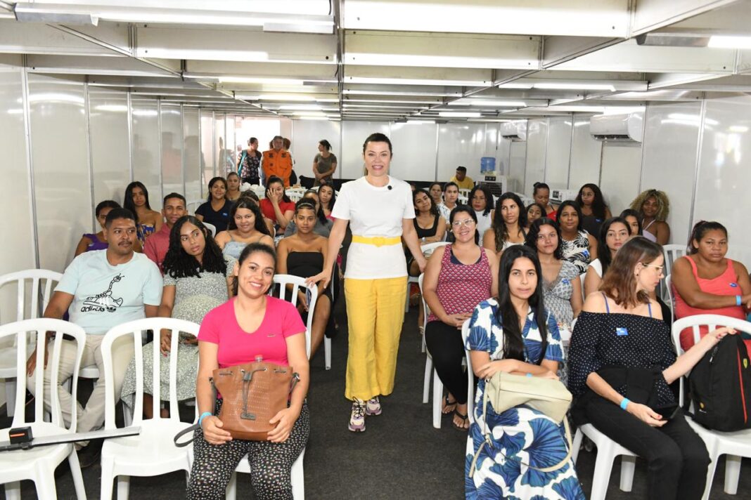 Mais de 2 mil mulheres já foram beneficiadas pelo programa Nasce uma Estrela