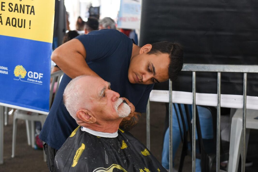 Mais de 6 mil pessoas contribuem com serviços voluntários no programa GDF Mais Perto do Cidadão