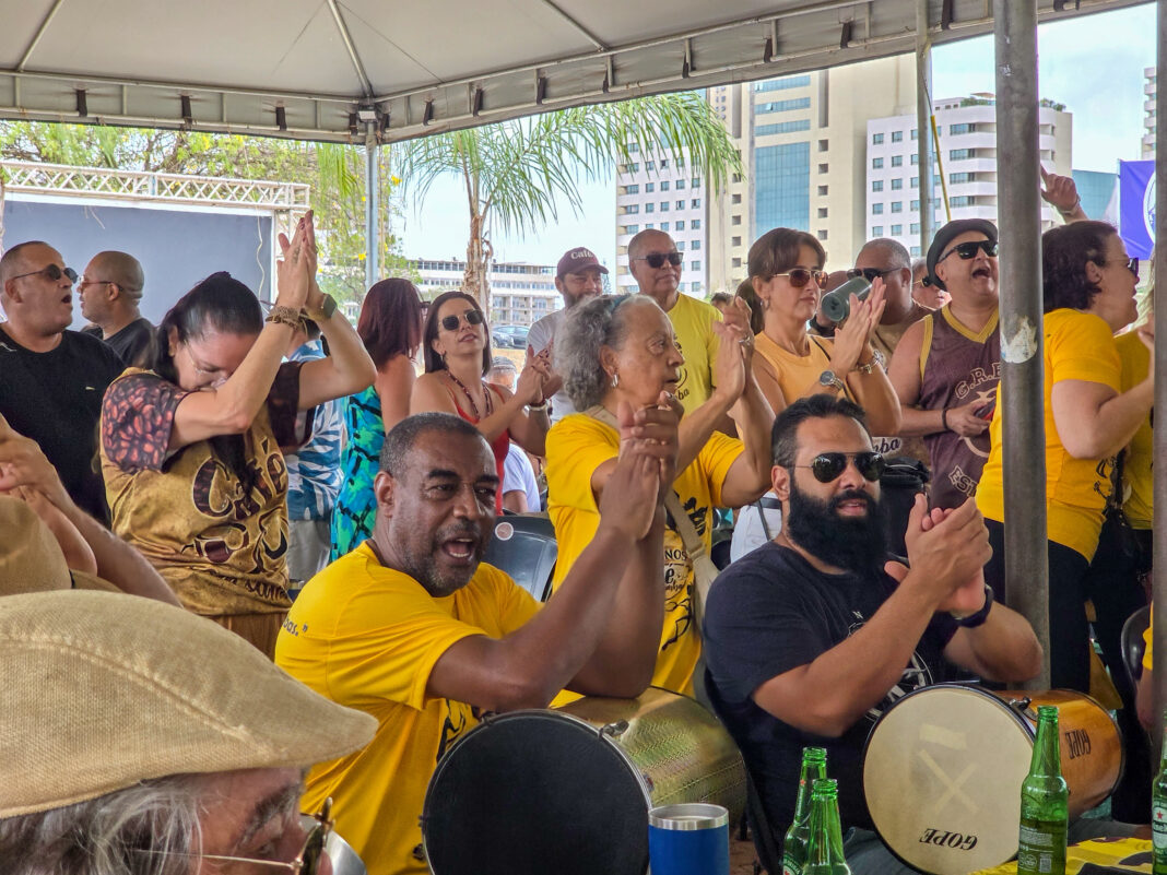 Café com Samba ocupa a Torre de TV e transforma o coração de Brasília em palco da cultura popular