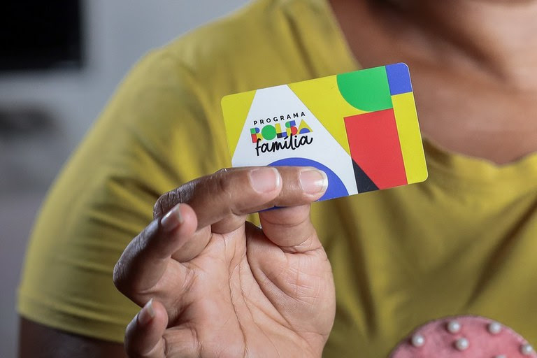 Bolsa Família chega a mais de 150 mil beneficiários do Distrito Federal a partir desta sexta (14) Bolsa Família chega a mais de 150 mil beneficiários do Distrito Federal a partir desta sexta (14)
