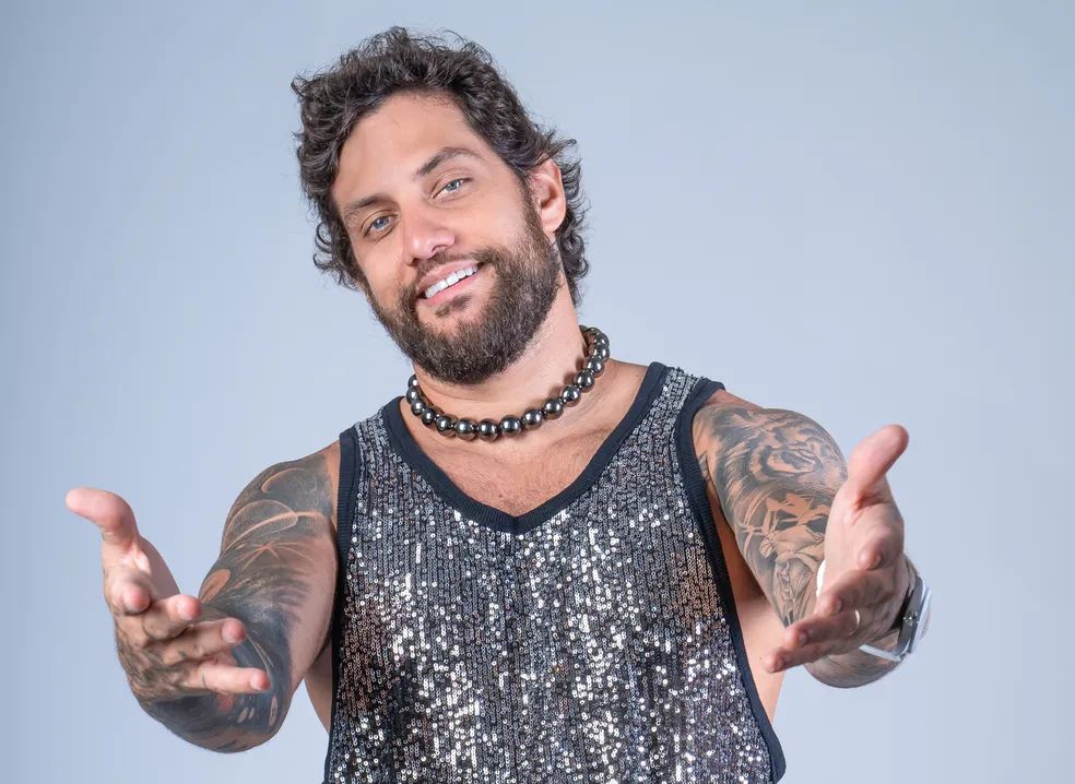 Jammil faz show gratuito após a Corrida de Reis no Ginásio Nilson Nelson