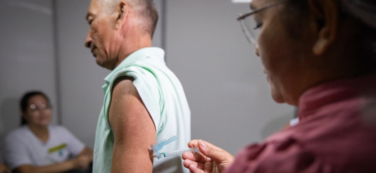 Ministério da Saúde inicia estratégia piloto de vacinação contra a dengue com imunizante 100% nacional Ministério da Saúde inicia estratégia piloto de vacinação contra a dengue com imunizante 100% nacional