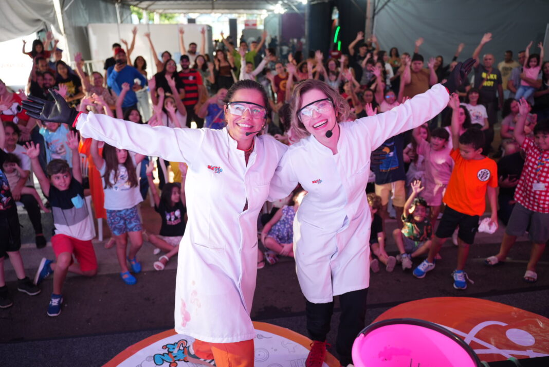 Ciência na Estrada leva realidade virtual e experimentos científicos ao Guará II