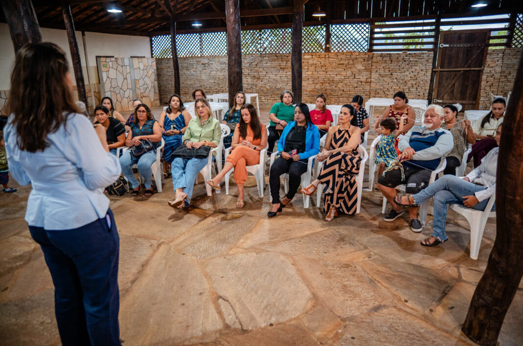 Projeto cria rede de acolhimento e fortalecimento para mulheres do turismo em Pirenópolis
