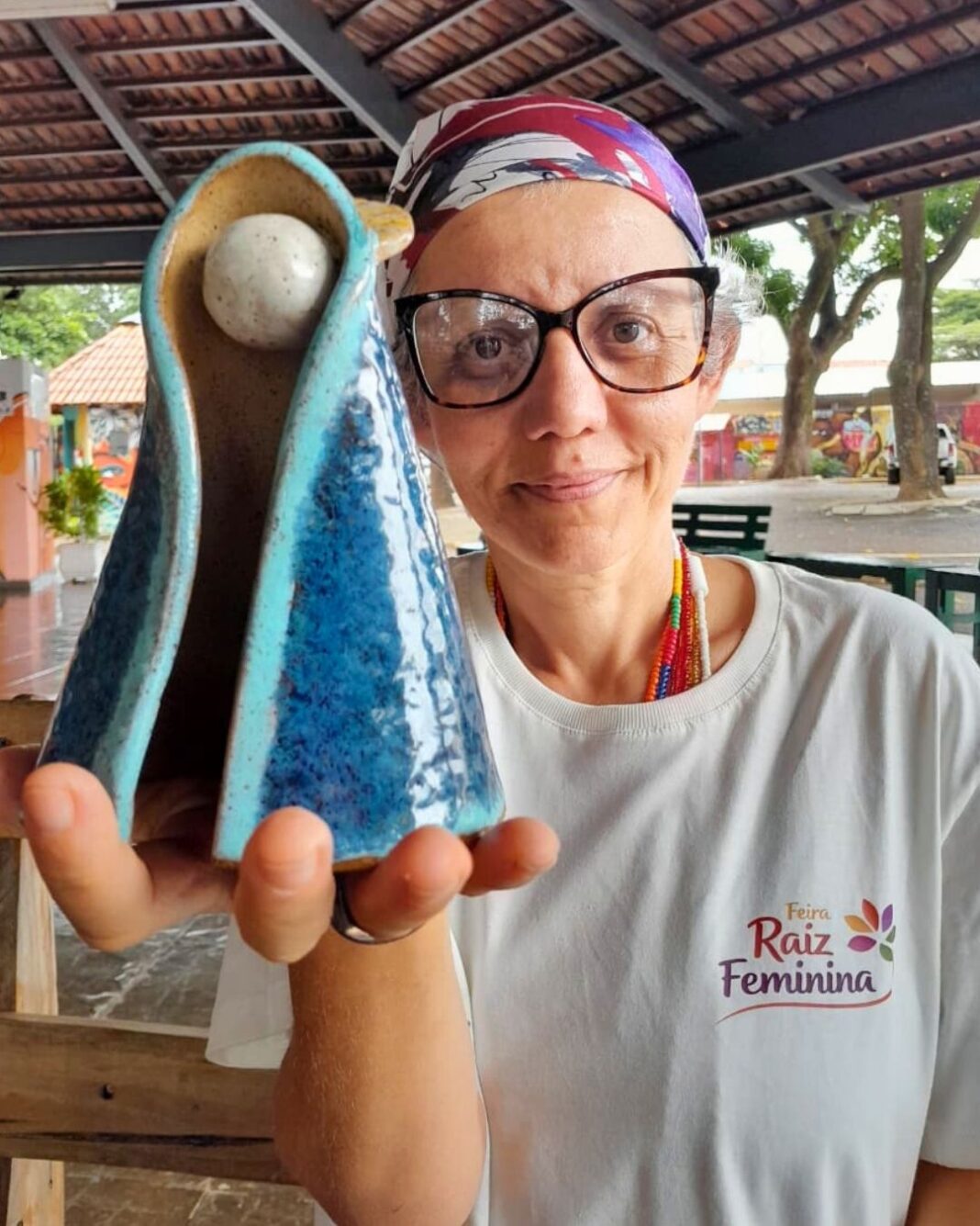 Feira Raiz Feminina transforma superação pessoal em projeto coletivo de inclusão e empreendedorismo em Goiânia