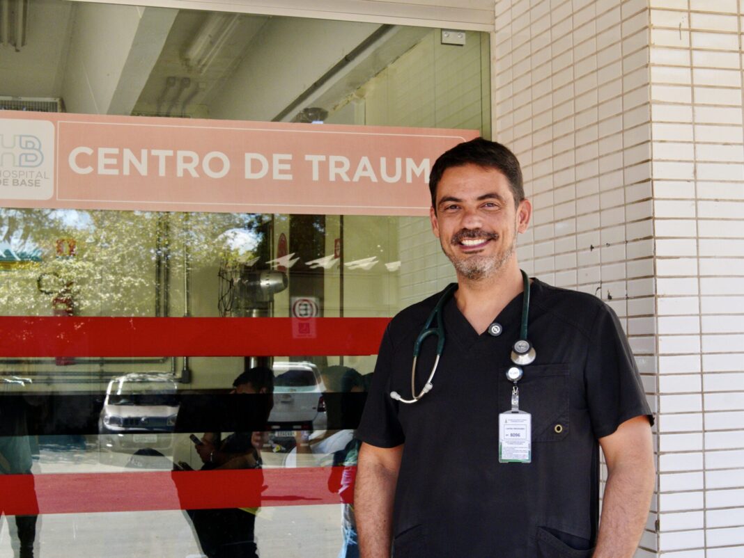 Queda da cantora Ivete Sangalo acende alerta para acidentes domésticos