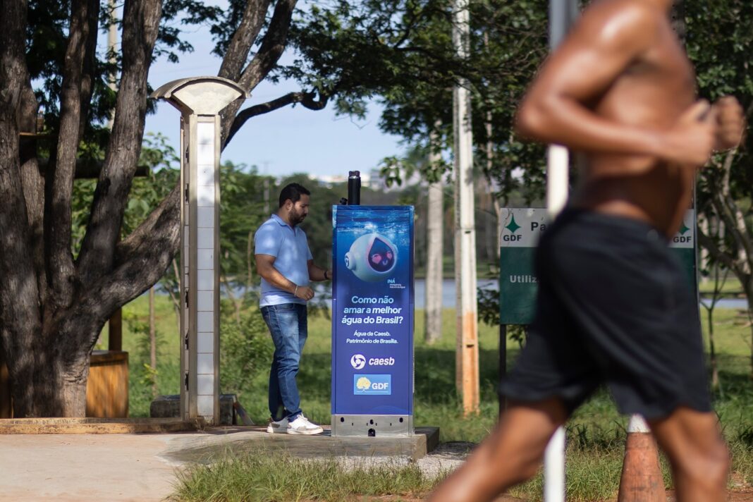 Pontos de hidratação começam a ser instalados em parques de Brasília Pontos de hidratação começam a ser instalados em parques de Brasília