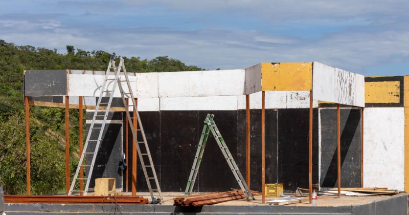 Morro Santo do Lago Azul começa a ser preparado para a 26ª via sacra de Novo Gama