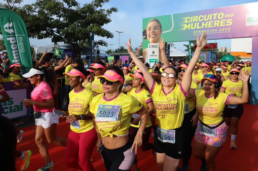 Sábado tem programação especial no Aparecida Shopping com live de ofertas, oficina infantil e música ao vivo