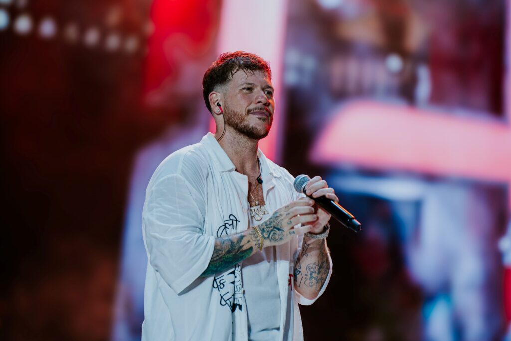 Ferrugem e Som de Faculdade agitam Goiânia neste fim de semana na FEIJÚ