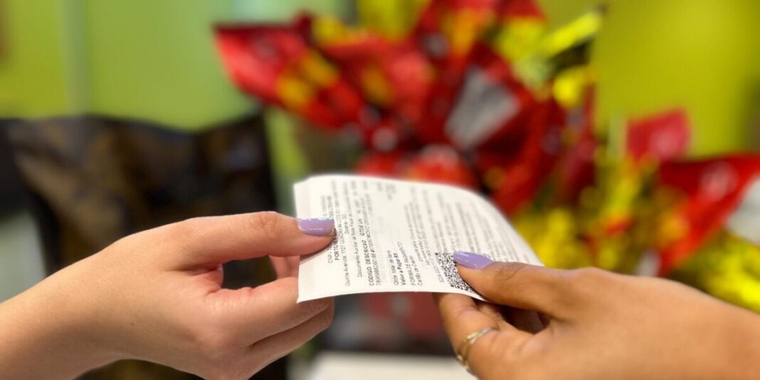 Atenção, contribuintes! Compras de Páscoa podem render prêmios de até R$ 50 mil na Nota Fiscal Goiana Atenção, contribuintes! Compras de Páscoa podem render prêmios de até R$ 50 mil na Nota Fiscal Goiana