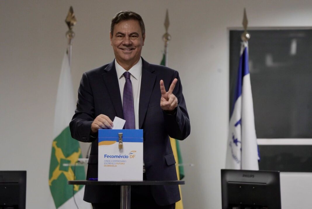 Após gestão marcada por eficiência e expansão, José Aparecido é reeleito presidente do Sistema Fecomércio-DF Após gestão marcada por eficiência e expansão, José Aparecido é reeleito presidente do Sistema Fecomércio-DF