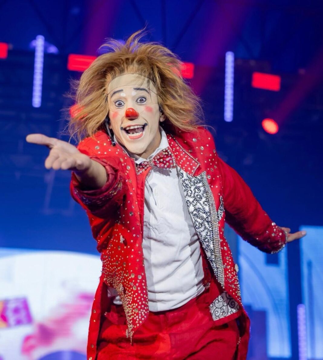 Reder Circus entra nas últimas semanas em Anápolis com superprodução estrelada por Dedé Santana e Diego Hypólito Reder Circus entra nas últimas semanas em Anápolis com superprodução estrelada por Dedé Santana e Diego Hypólito