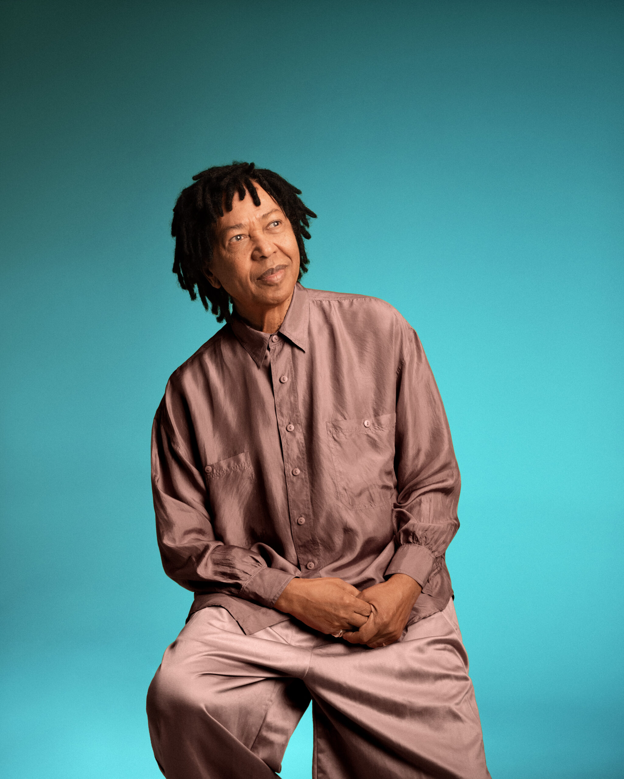 Djavan celebra 50 anos de carreira com turnê nacional Djavan celebra 50 anos de carreira com turnê nacional