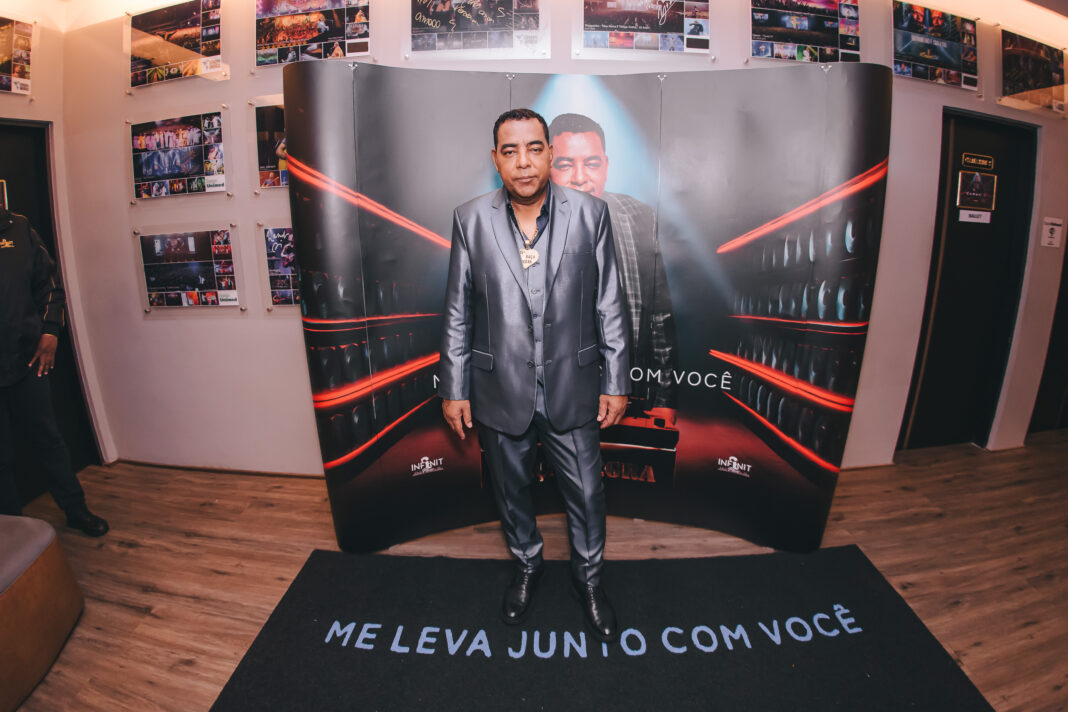 Raça Negra lota Espaço Unimed e celebra o amor em noite histórica de sucessos Raça Negra lota Espaço Unimed e celebra o amor em noite histórica de sucessos