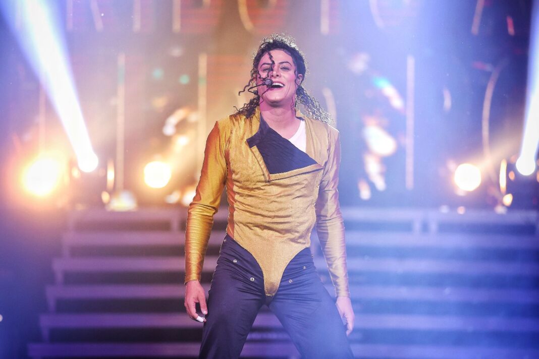Rodrigo Teaser traz a Goiânia o maior tributo a Michael Jackson no embalo da estreia da cinebiografia “Michael” Rodrigo Teaser traz a Goiânia o maior tributo a Michael Jackson no embalo da estreia da cinebiografia “Michael”
