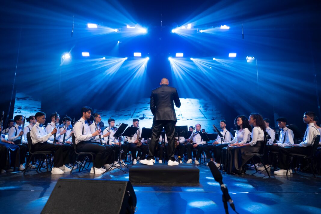 Instituto Arte Jovem celebra 10 anos com espetáculo especial no Teatro Nacional Instituto Arte Jovem celebra 10 anos com espetáculo especial no Teatro Nacional