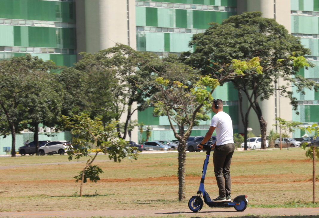 Patinetes elétricos: saiba como funciona o serviço compartilhado em Brasília Patinetes elétricos: saiba como funciona o serviço compartilhado em Brasília