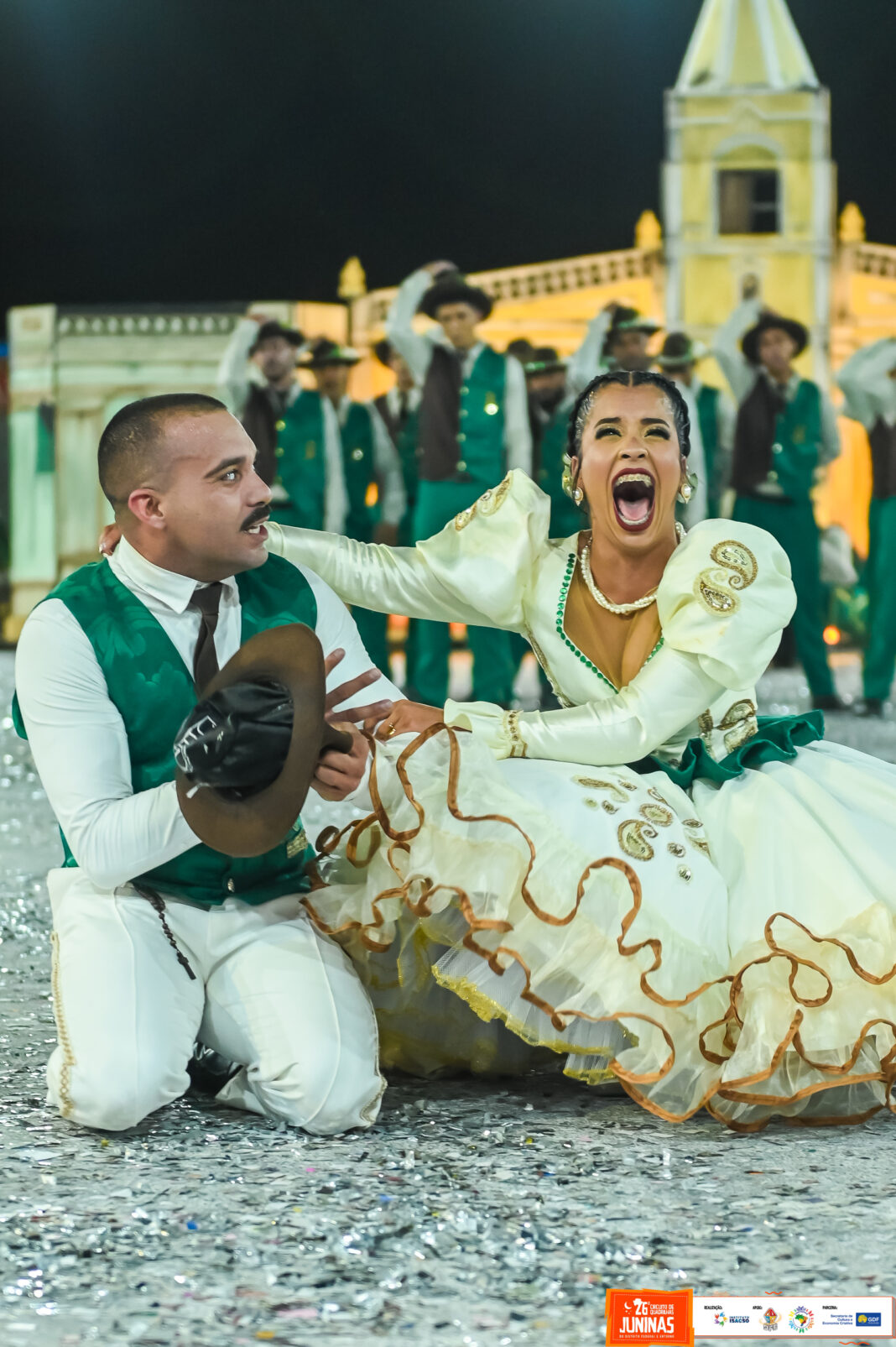 Arroxa o Nó e Paixão Cangaço são as campeãs do 26º Circuito de Quadrilhas Juninas do DF e Entorno Arroxa o Nó e Paixão Cangaço são as campeãs do 26º Circuito de Quadrilhas Juninas do DF e Entorno