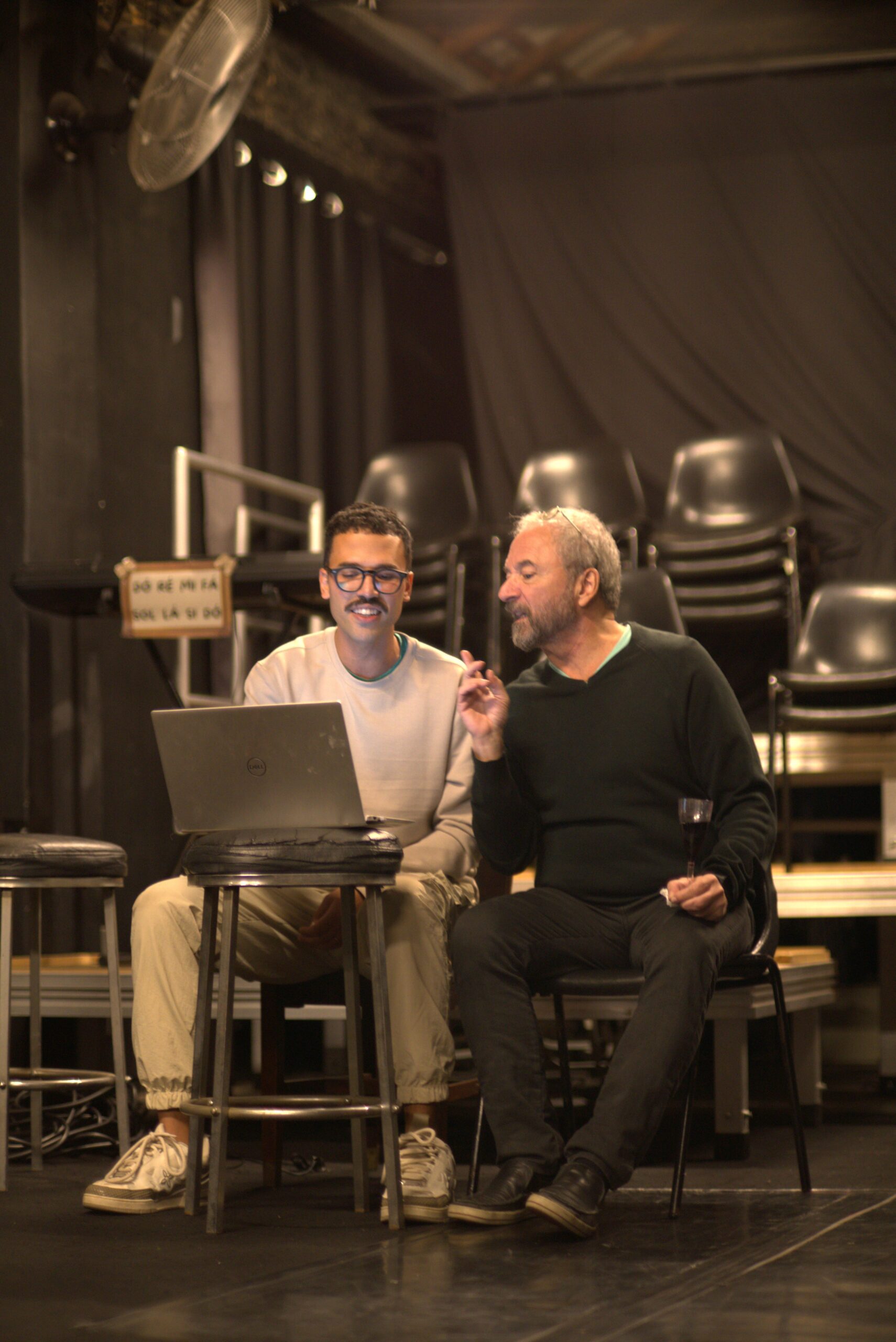 CAIXA Cultural Brasília promove a oficina cultural gratuita “A Construção da Fala”,com Brian Penido Ross e Nando Barbosa na temporada de “Escola de Mulheres” CAIXA Cultural Brasília promove a oficina cultural gratuita “A Construção da Fala”,com Brian Penido Ross e Nando Barbosa na temporada de “Escola de Mulheres”