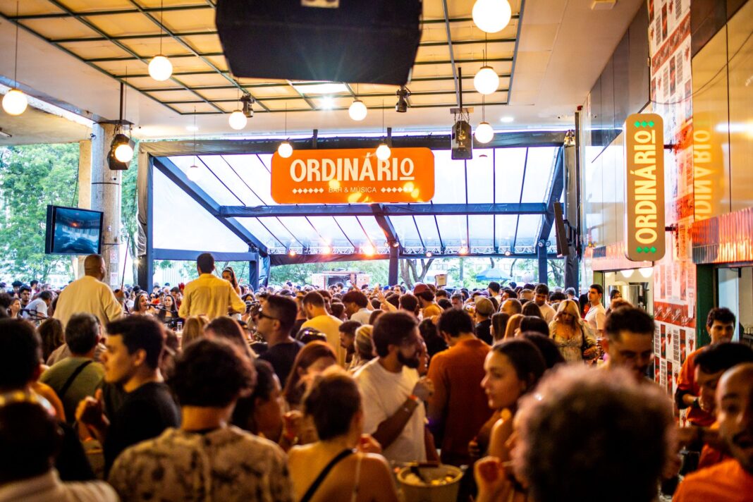 Ordinário entra no clima da Copa e prepara fim de semana com música e futebol Ordinário entra no clima da Copa e prepara fim de semana com música e futebol
