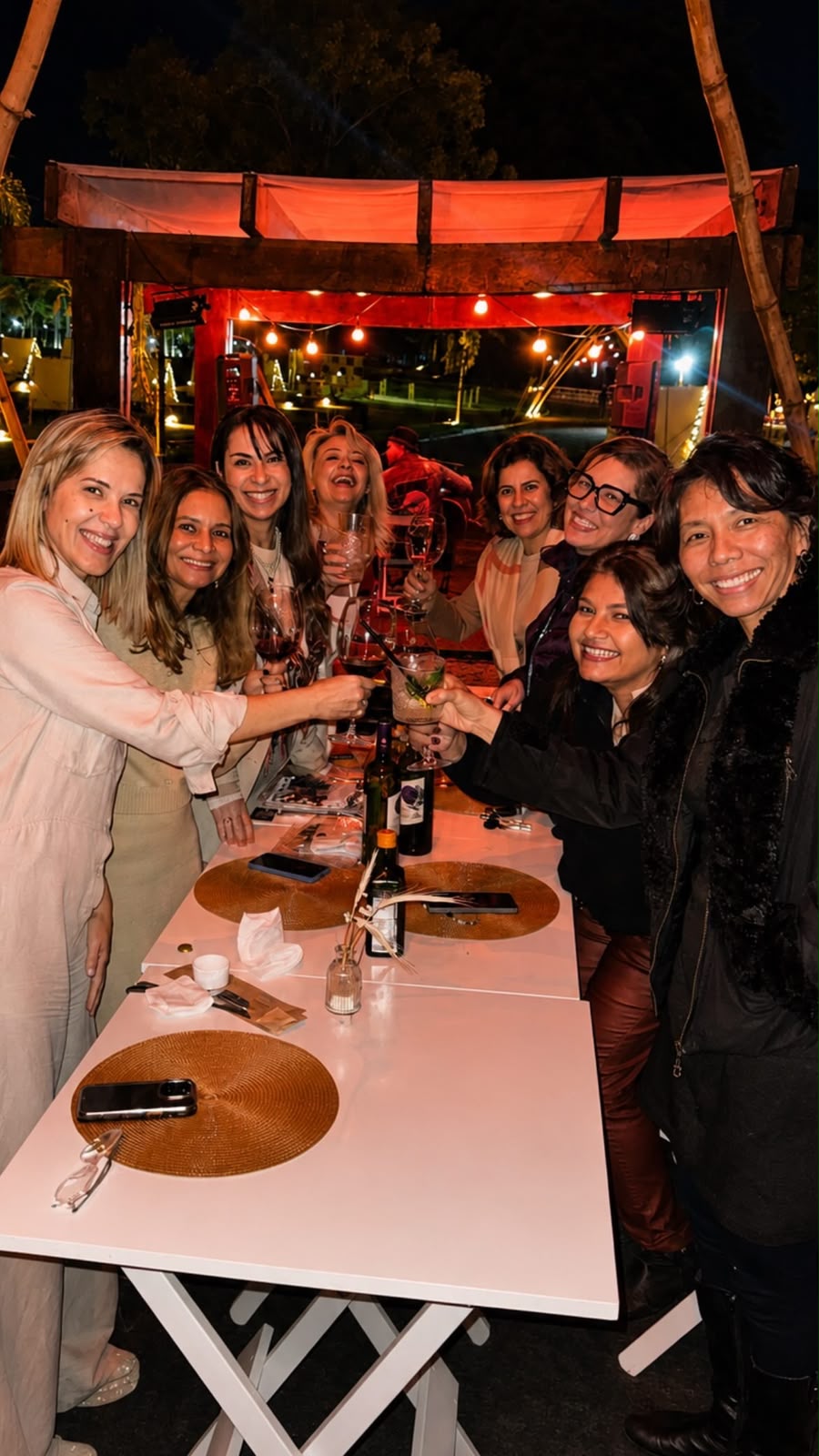 Entre boa gastronomia e vista para o Lago Paranoá, Trust Love se consolida como ponto de encontro para amigos Entre boa gastronomia e vista para o Lago Paranoá, Trust Love se consolida como ponto de encontro para amigos