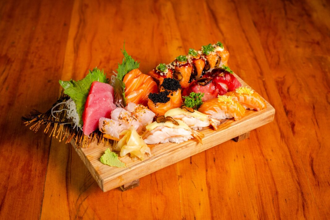 Nem todo sushi nasce de um restaurante japonê O Da Canoa nasceu do mar. Nem todo sushi nasce de um restaurante japonê O Da Canoa nasceu do mar.
