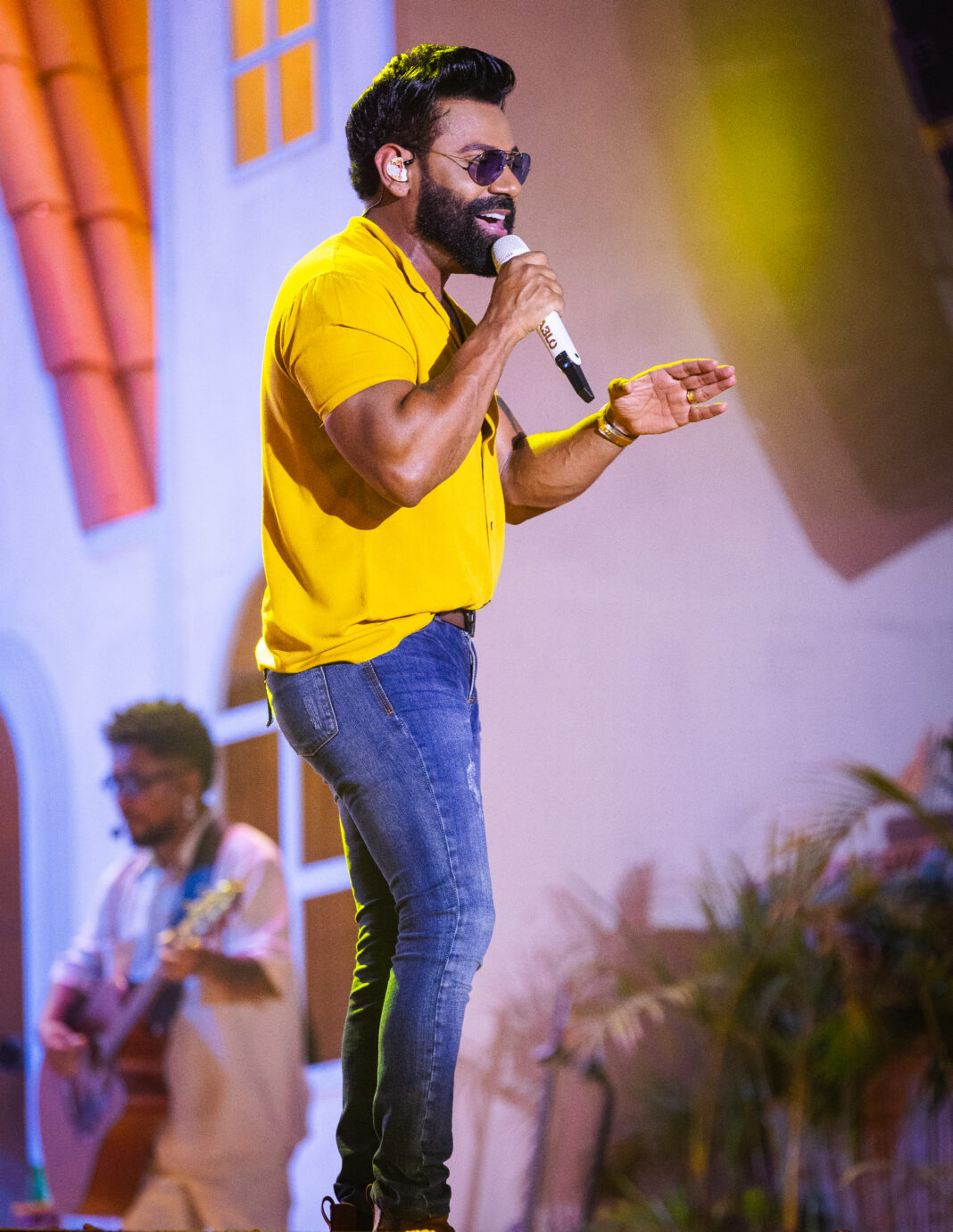 Na Praia Festival chega à 11ª semana com shows de Marisa Monte, Silva, Pablo, Zezo e Patrick Costa Na Praia Festival chega à 11ª semana com shows de Marisa Monte, Silva, Pablo, Zezo e Patrick Costa