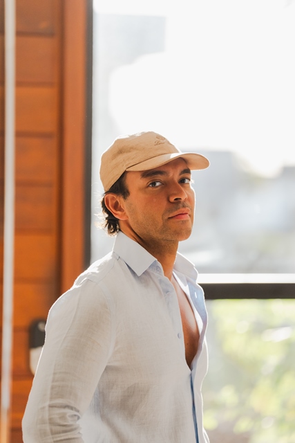 Thiago Brava estreia espetáculo de humor em Goiânia e leva aos palcos histórias inéditas da carreira Thiago Brava estreia espetáculo de humor em Goiânia e leva aos palcos histórias inéditas da carreira