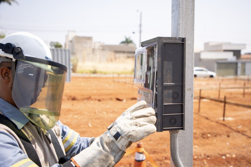 Mais energia para crescer: centenas de novas ligações vão ampliar atendimento a famílias, produtores rurais e empreendimentos no Entorno do DF Mais energia para crescer: centenas de novas ligações vão ampliar atendimento a famílias, produtores rurais e empreendimentos no Entorno do DF