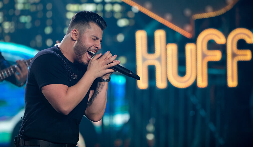 Caldas Novas terá feriado com parque, hospedagem e show de Murilo Huff Caldas Novas terá feriado com parque, hospedagem e show de Murilo Huff